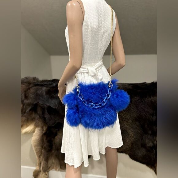 Multi Style Use Handmade Real Shearling  Drawstring Bucket Bag with 4 Fur Balls - Picture 11 of 17